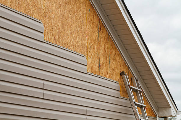 Professional Siding Contractor technician working in Valdese, NC